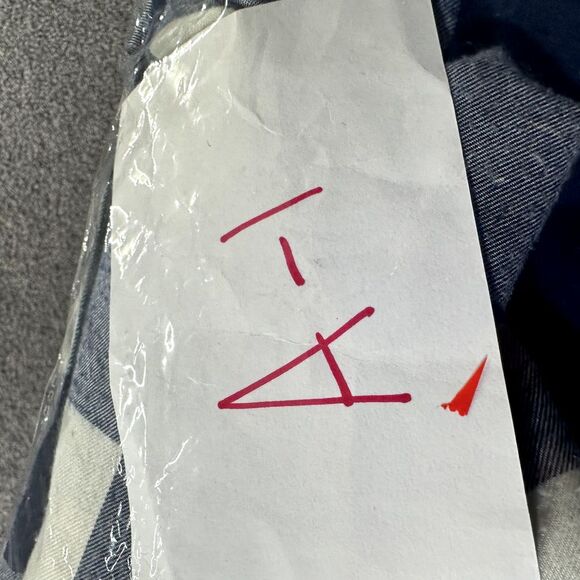 Vineyard Vines Chilmark Button Top Women 10 Blue Buffalo Plaid Relaxed Flannel - Picture 15 of 15